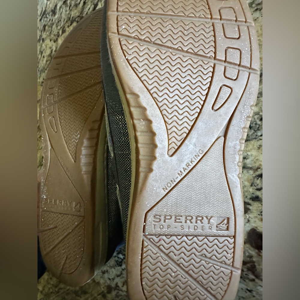 Sperry - Picture 3 of 7